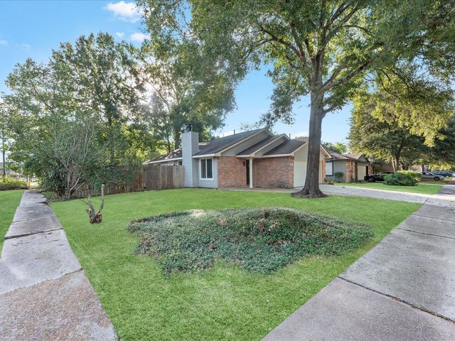 20038 Bambiwoods Drive, Humble, TX 77346