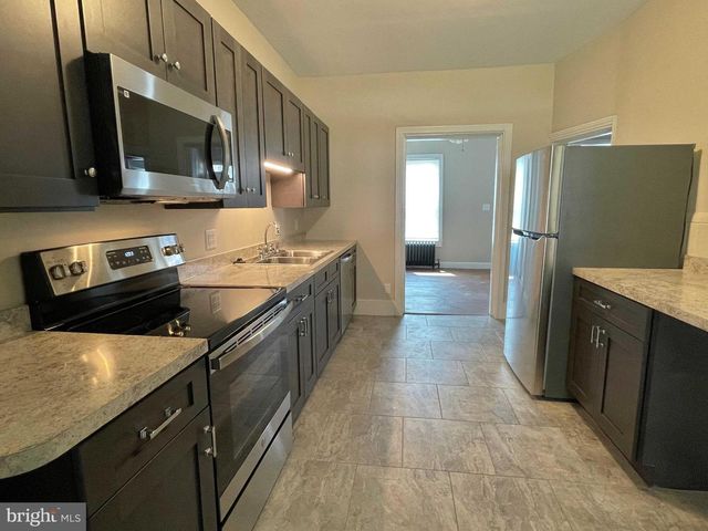 113 E MAIN ST, Shiremanstown, PA 17011