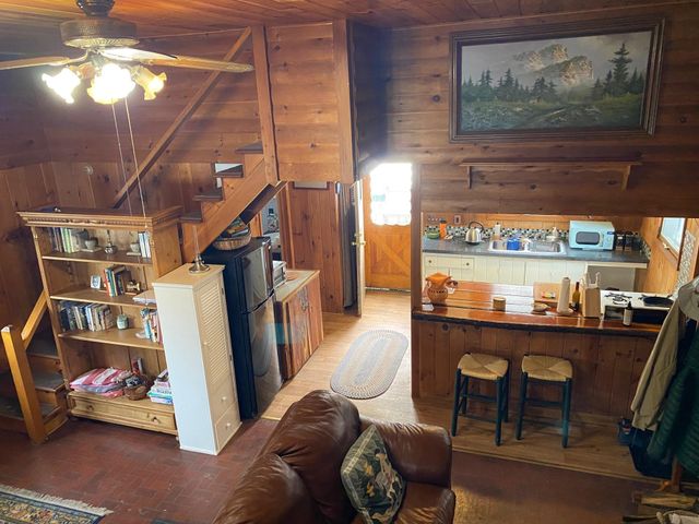 422 Little Rutland Road, Castleton, VT 05732