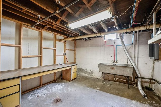 3301 Central Avenue, Middletown, OH 45044