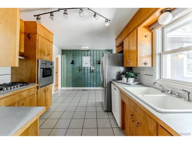 601 S Longmont Ave, Lafayette, CO 80026
