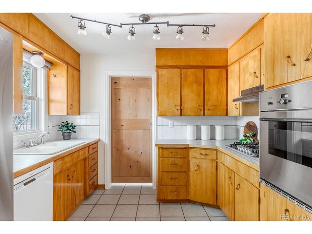 601 S Longmont Ave, Lafayette, CO 80026