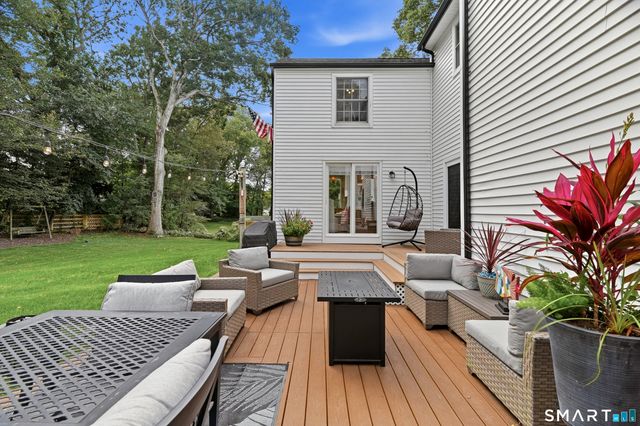2 Dogwood Drive, Old Lyme, CT 06371