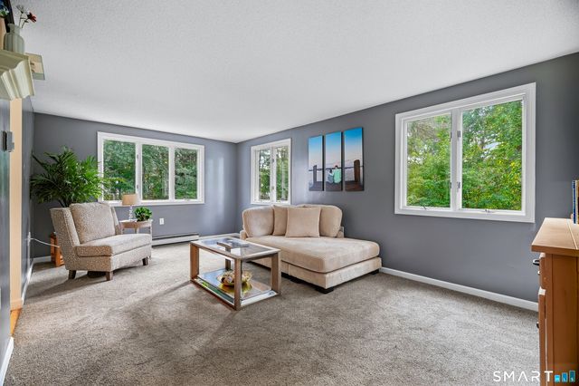 2 Dogwood Drive, Old Lyme, CT 06371