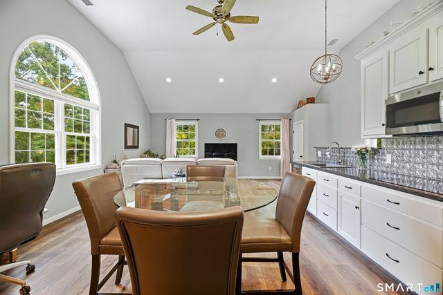 2 Dogwood Drive, Old Lyme, CT 06371