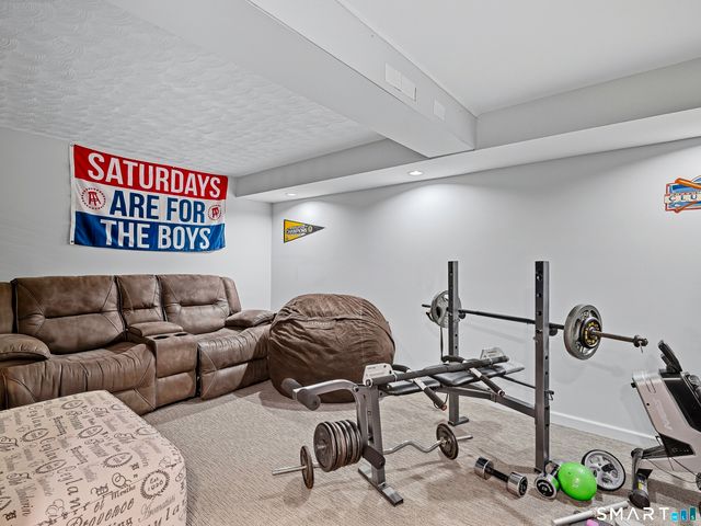 2 Dogwood Drive, Old Lyme, CT 06371