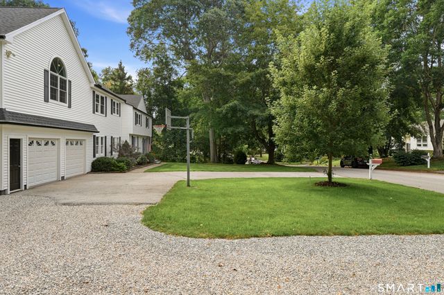 2 Dogwood Drive, Old Lyme, CT 06371