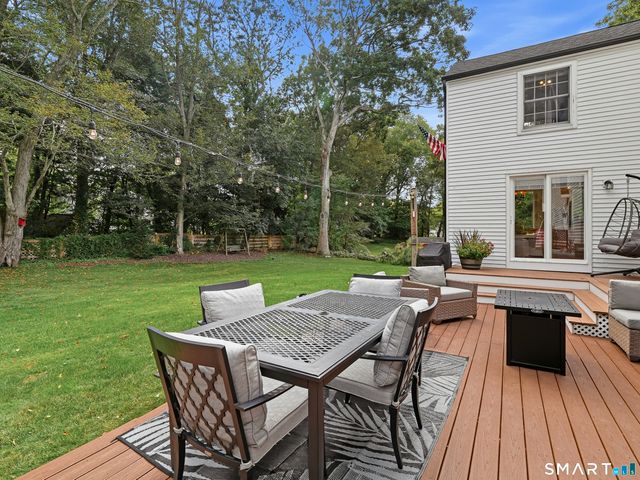 2 Dogwood Drive, Old Lyme, CT 06371