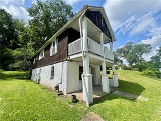 901 N Ashland Ave, New Castle, PA 16102