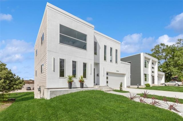 10924 W 67th Street, Shawnee, KS 66203