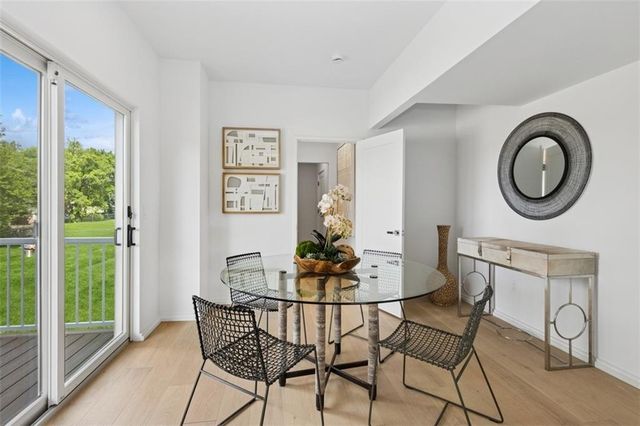 10924 W 67th Street, Shawnee, KS 66203