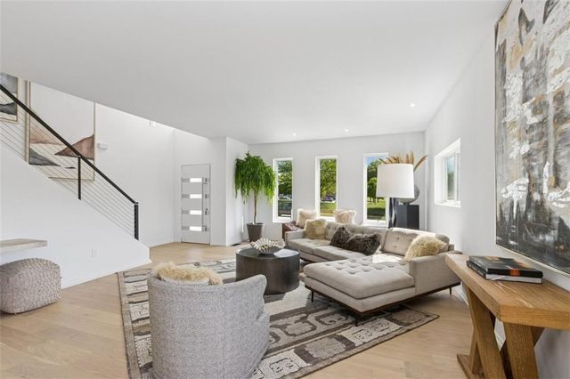 10924 W 67th Street, Shawnee, KS 66203