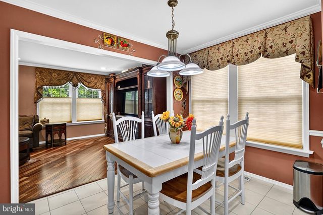 11 CANTERBURY DR, Monroe Township, NJ 08831