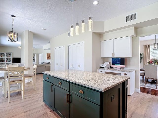 18109 KARA COURT, Tampa, FL 33647