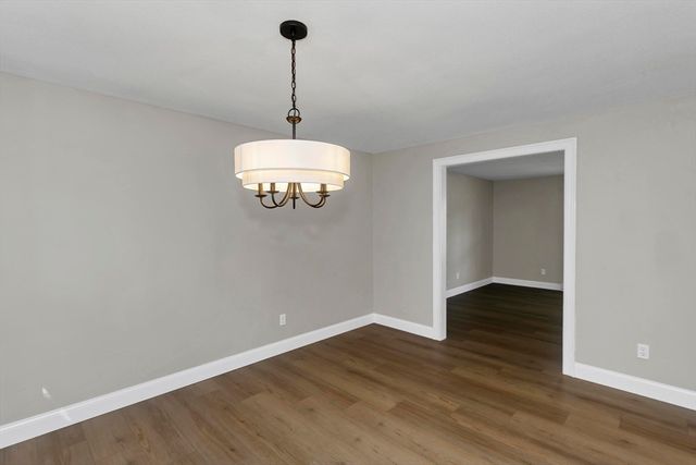 127 Szetela Drive, Chicopee, MA 01013