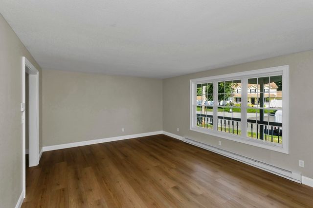 127 Szetela Drive, Chicopee, MA 01013