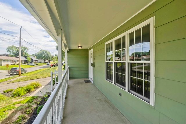 127 Szetela Drive, Chicopee, MA 01013