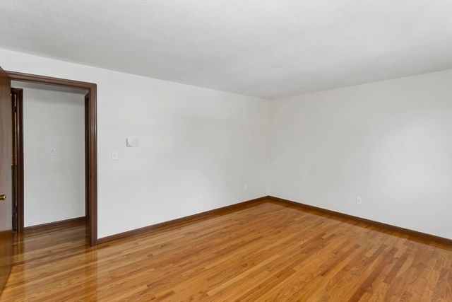 127 Szetela Drive, Chicopee, MA 01013