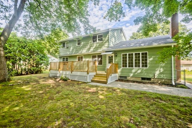 127 Szetela Drive, Chicopee, MA 01013