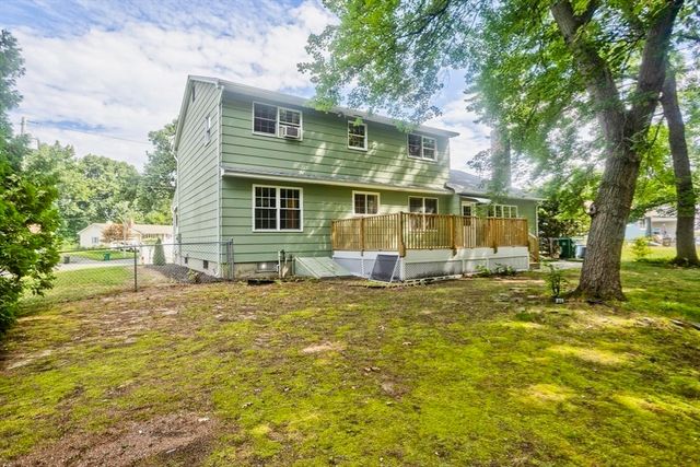 127 Szetela Drive, Chicopee, MA 01013