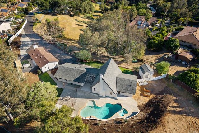 3611 Tierra De Dios, Escondido, CA 92025