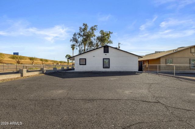 1121 N 25TH Place, Phoenix, AZ 85008