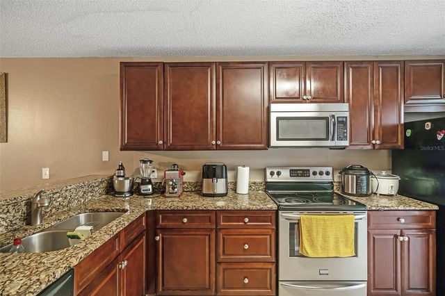 3651 N GOLDENROD ROAD D102, Winter Park, FL 32792