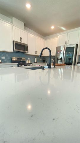 4128 SOUTHERN VISTA LOOP, St Cloud, FL 34772