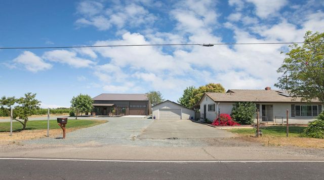 7613 E Harney Ln, Lodi, CA 95240