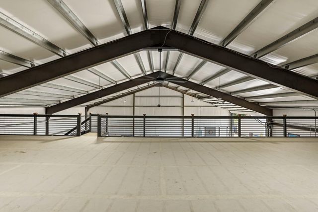 7613 E Harney Ln, Lodi, CA 95240
