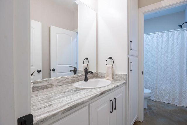 4001 Briarwood Road, Lake Charles, LA 70605