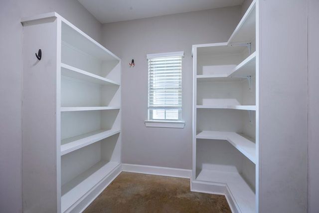 4001 Briarwood Road, Lake Charles, LA 70605