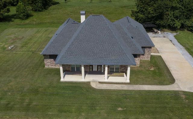 4001 Briarwood Road, Lake Charles, LA 70605
