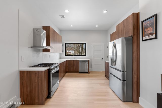 15 Eastwood Avenue, Long Branch, NJ 07740