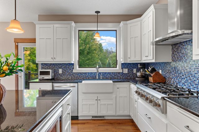 17550 73rd Avenue N, Maple Grove, MN 55311