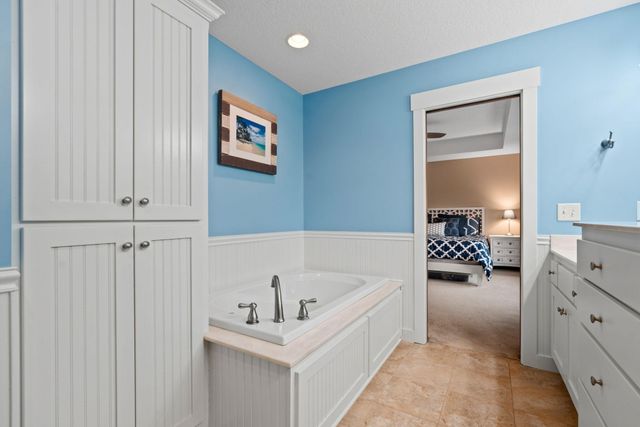 17550 73rd Avenue N, Maple Grove, MN 55311