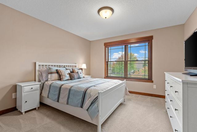 17550 73rd Avenue N, Maple Grove, MN 55311