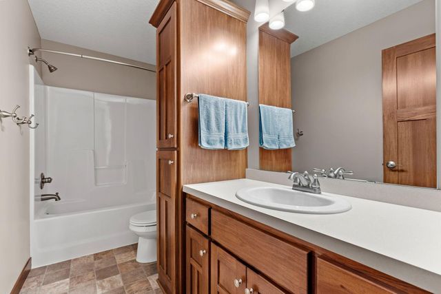 17550 73rd Avenue N, Maple Grove, MN 55311