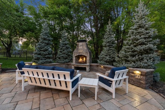 17550 73rd Avenue N, Maple Grove, MN 55311