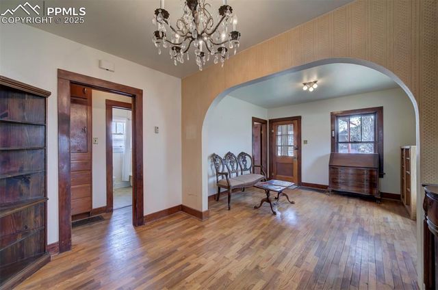 615 E Washington Street, Colorado Springs, CO 80907