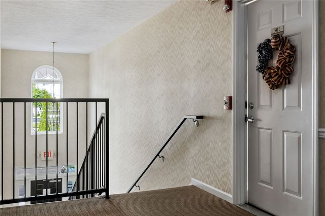 750 Hidden Ridge Ct 301, South Park, PA 15129