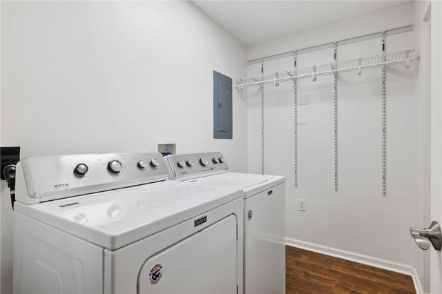 750 Hidden Ridge Ct 301, South Park, PA 15129