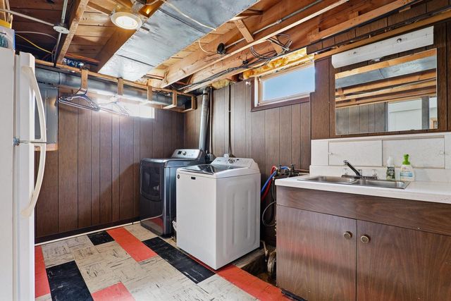 2725 S 11th STREET, Sheboygan, WI 53081