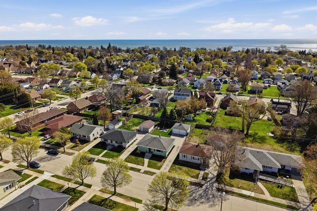 2725 S 11th STREET, Sheboygan, WI 53081