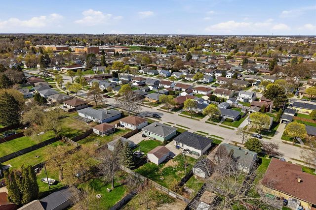 2725 S 11th STREET, Sheboygan, WI 53081