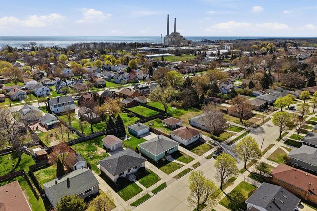 2725 S 11th STREET, Sheboygan, WI 53081