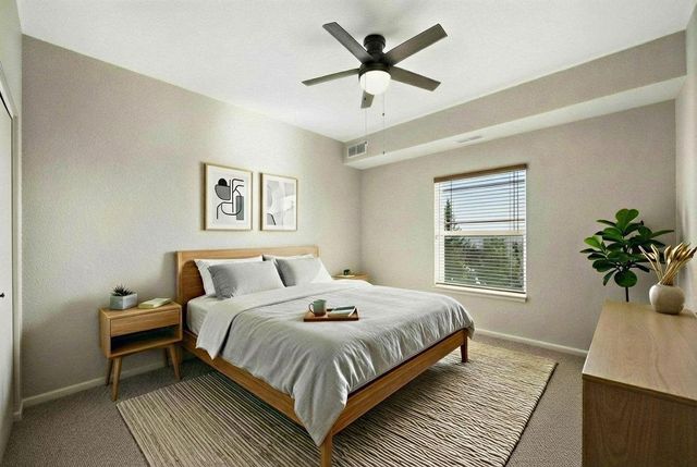 1331 Lake Drive W A213, Chanhassen, MN 55317