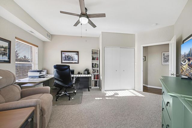 1331 Lake Drive W A213, Chanhassen, MN 55317