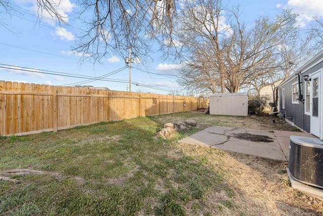 767 Osage Ave, Salina, KS 67401