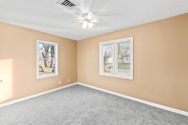 767 Osage Ave, Salina, KS 67401